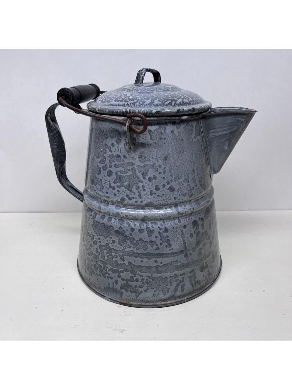 Vintage Cowboy Coffee Kettle Camping Pot with Lid